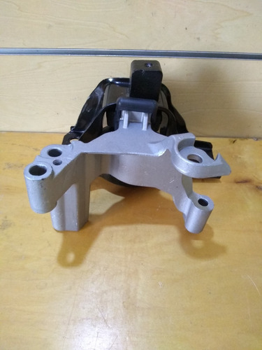 Base Soporte Motor Delantera Derecha Nissan Sentra Aut B16