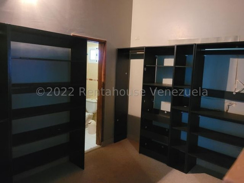 Imagen 6 de 12 de Bella Casa En Venta En Urbanización Maraquiva, Punto Fijo 04146954944 23-13261