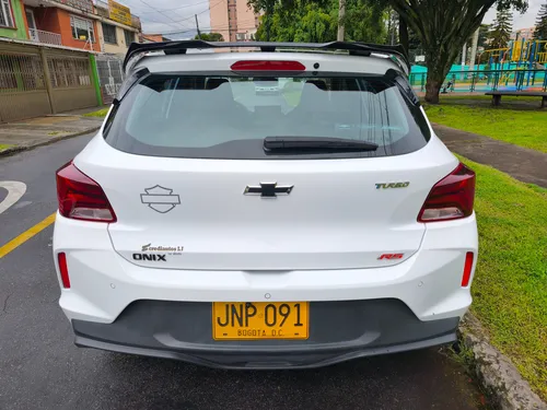 Chevrolet Onix 1.0T Rs Mt