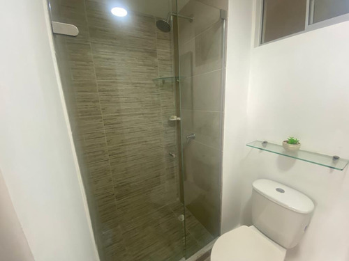 Imagen 3 de 22 de Hermoso Apartamento Con Parqueadero, Barrio Alameda
