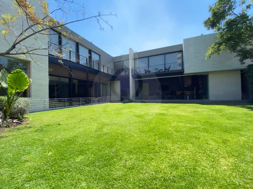 Casa En Venta En Jardines Del Pedregal