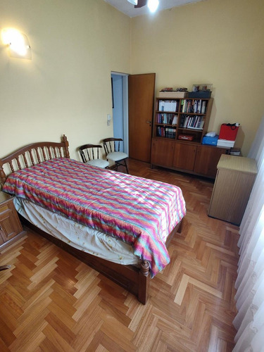 Venta Casa 5 Ambientes Quincho Cochera 2 Autos