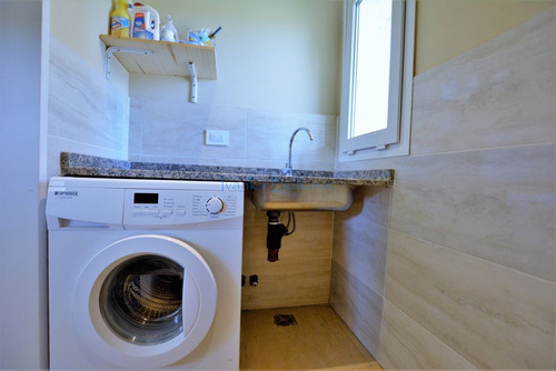 Venta Casa Ideal Para Disfrutar Rodeada De Pinos Con Piscina