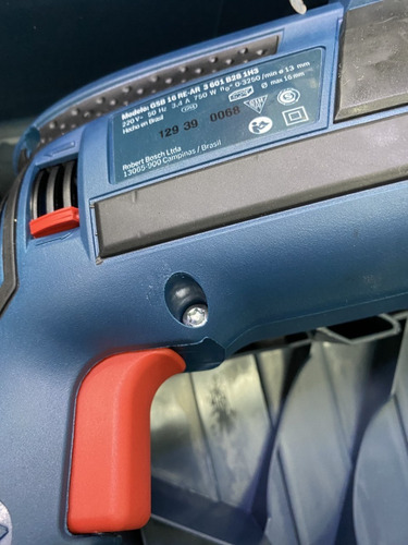 Taladro percutor atornillador eléctrico de 13mm Bosch GSB 16 RE 750W + accesorio con maletín de transporte 220V