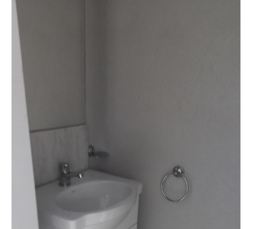 Imagen 8 de 28 de Duplex Tipo Casa Lomas De Zamora