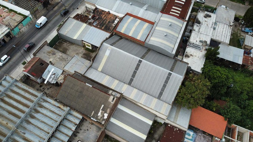 Importante Galpón En Venta Con Local Comercial