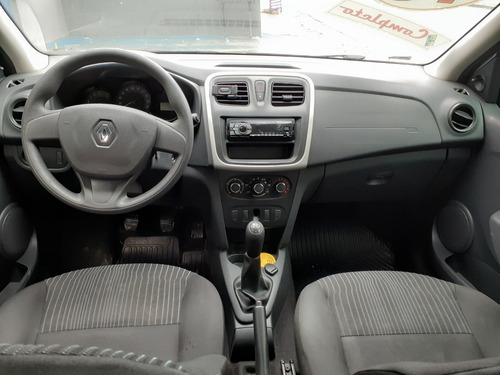 Renalt Logan 1.0 Completo Ótimo Estado 2016 $ 29990 Financia