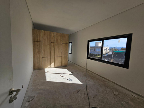 Casa En Venta La Deseada Country 3d Con Vista
