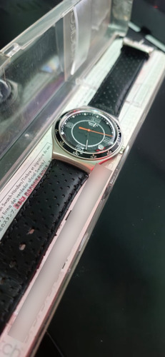 Relógio Swatch - Ygs460 Preto (Usado)