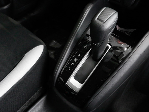 Imagem 11 de 13 de Nissan Versa Sense 1.6 (flex) (aut)