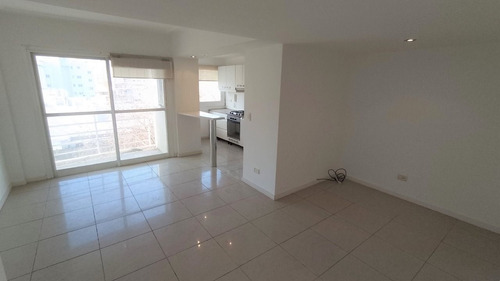 Imagen 2 de 24 de Venta Departamento 2 Ambientes La Perla, Mar Del Plata.