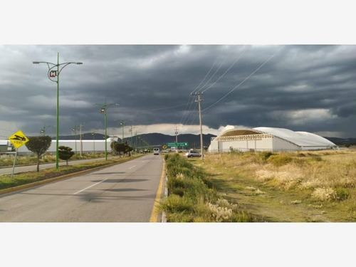 Imagen 3 de 8 de Terreno En Venta Sobre Avenida Y Aun Costado De Universidad