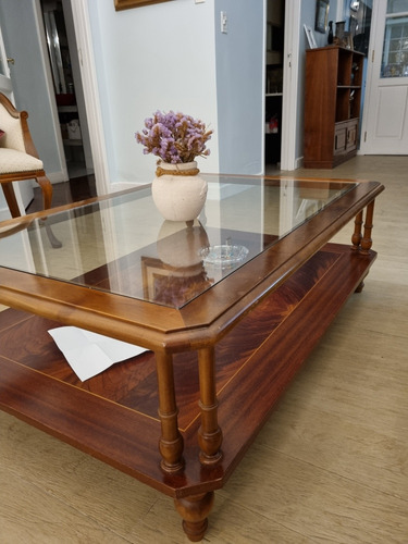 Mesa Ratona De Madera Pluma De Caoba Con Patas Y Columnas To