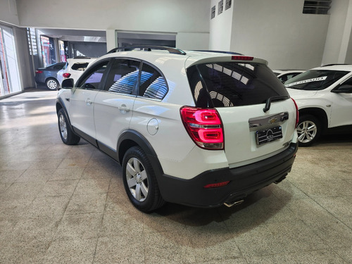Chevrolet Captiva 2.4 Ls 167cv