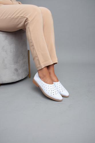 Zapatos Sliders Mujer Cuero Vacuno Picado Seul Bym Shoes