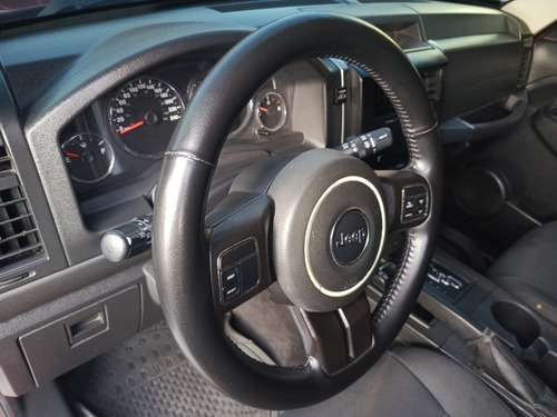 Jeep Cherokee Kk 2014 4x4
