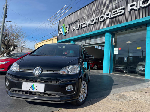 Volkswagen Up! 1.0 High Up! 75cv 3 p