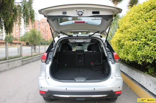 Nissan X-Trail 2.5 ADVANCE TP 4X2
