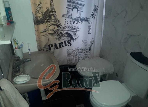 Imagen 7 de 14 de Casa + Departamento En Venta Saldan 1400 Ituzaingo
