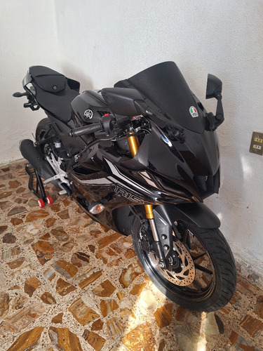 Yamaha R 15 V4