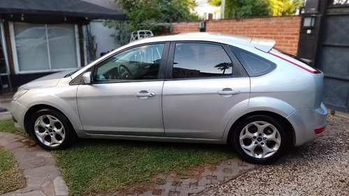 Ford Focus 2 2.0 Ghia At