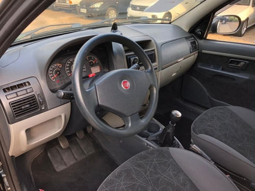 Fiat Palio Weekend Attractive 1.4