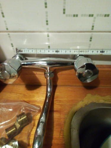 Grifería Cocina Pared Fv Usado Plateado (Usado)