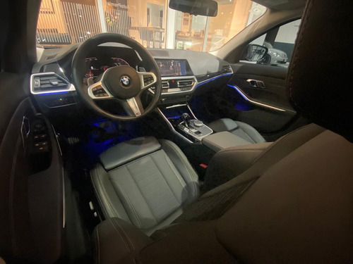BMW Serie 3 3.0 330i Sedan Sport Line 252cv