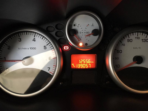 Imagem 12 de 13 de Peugeot 207 1.4 Active 8v Flex 4p Manual