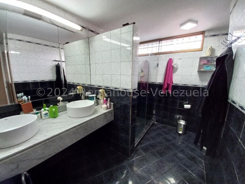 Casa Amoblada En La Trinidad Mls #25-1356