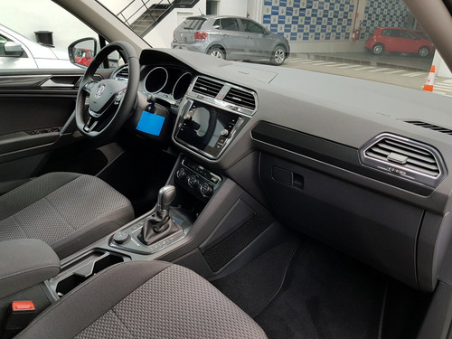 Imagen 20 de 25 de Volkswagen Tiguan Allspace 350 Tsi Comfortline Inmediata
