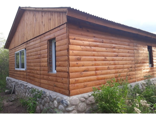 Departamento De Dos Ambientes Y Cabaña A Terminar