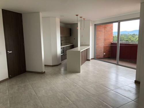 Apartamento En Venta Ubicado En Rionegro Sector San Antonio (22770).