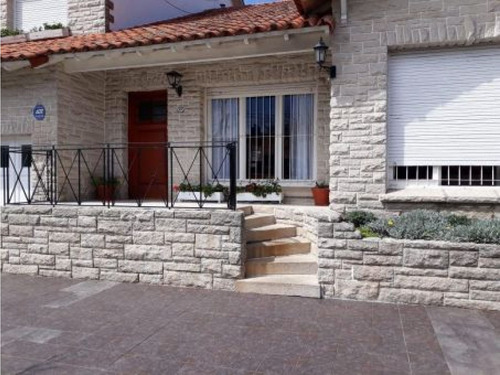Alquiler Temporario Chalet 4 Ambientes C/dependencia Miramar