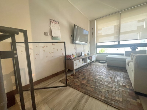 Duplex Con Jardin/ Portal La Dehesa