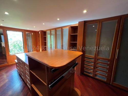 Casa En Venta En Macaracuay 25-8762 Ab