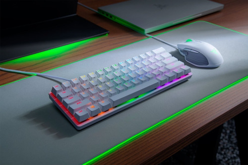 Teclado gamer Razer Huntsman Mini QWERTY Razer Purple inglés US color mercury con luz RGB