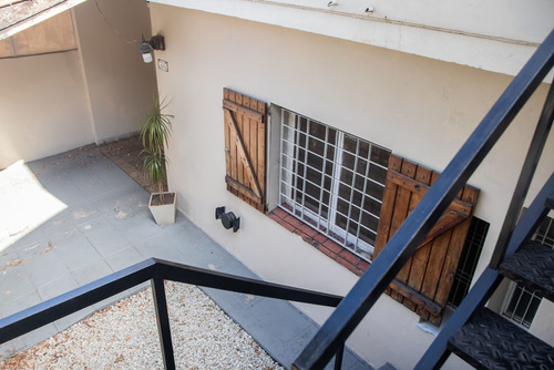 Imagen 23 de 30 de Venta Casa + Depto Jardin Cochera Terraza, Caseros