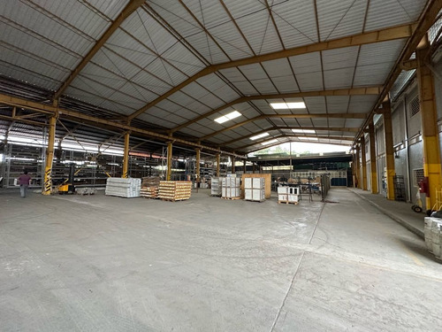 Se Vende Y/o Alquila Galpón Industrial 6.300m2 Guatire