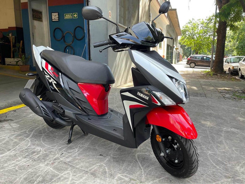 Imagen 14 de 16 de Yamaha Ray Zr Cygnus