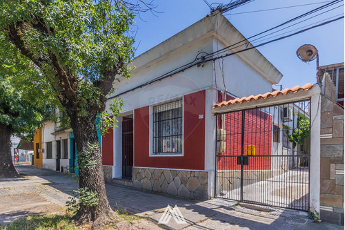 Dos Casas En Venta En Paso Molino Garage Y Fondo