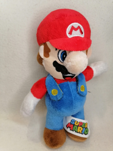 Peluche Original Super Mario Nintendo 20cm. Good Stuff.