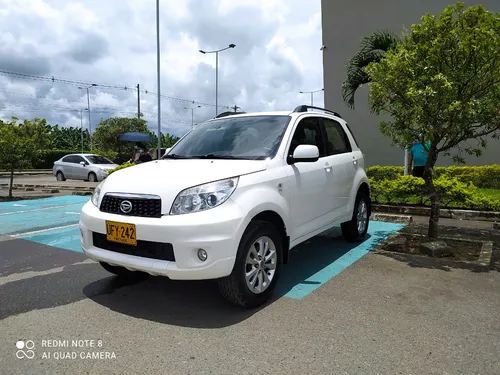 Daihatsu Terios 1.5 Okii Black & White
