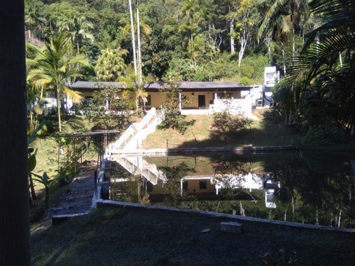Imagem 5 de 14 de Sitio 24.600m² C/ 02 Lagos E Piscina A 6km Da Rodovia Em