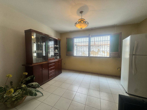 Se Vende Casa En El Trigal Norte Para Remodelar, Ubicada En Calle Cerrada. Dj