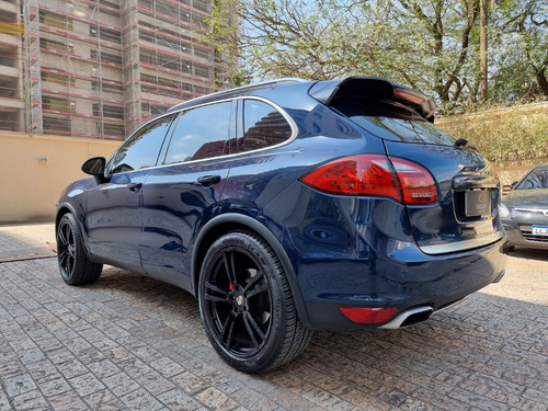 Porsche Cayenne 4.8 V8 S 5p