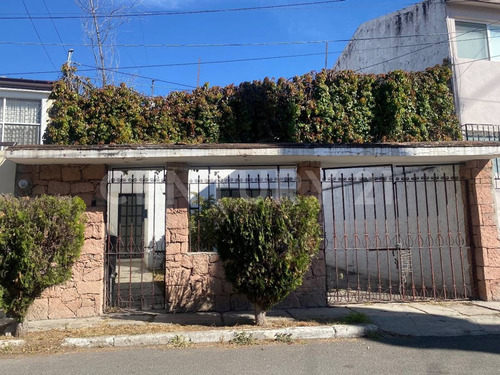 Casa En Venta En Colonia Arquitos, Querétaro