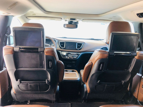 Chrysler Pacifica 2019