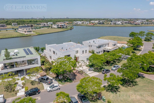 Imagen 3 de 30 de Casa En Venta En Lagos Del Golf