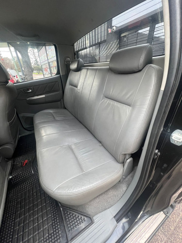 Toyota Hilux 3.0 I Srv Cab Doble 4x2 Cuero